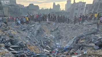 Israelul recunoaște că a bombardat „din greșeală” un centru pentru refugiați. Cum se apără guvernul Netanyahu