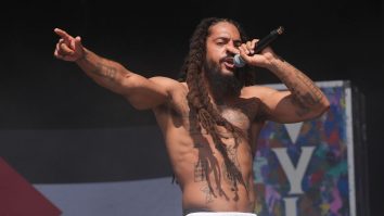 Administrația Trump a anulat vizele membrilor trupei Bob Vylan după ce au scandat „Moarte Armatei Israeliene” la Festivalul Glastonbury