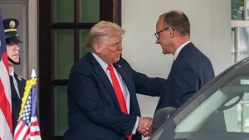 Friedrich Merz i-a făcut cadou lui Trump certificatul de naștere al bunicului său, Friedrich Trump. Ce discuții au purtat cei doi
