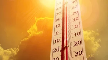Valul de căldură se extinde azi în 25 de județe. Maximele urcă la 39°C