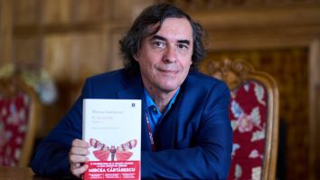 Ce le lipsește autorilor români să fie Bestseller ca în state? Topul celor mai bine vânduți autori stârnește dezbateri