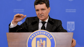 Nicușor Dan își încalcă deja prima promisiune din campanie: TVA-ul va crește. Coaliția PSD, PNL, USR și UDMR discută la Cotroceni noul pachet de taxe pentru români