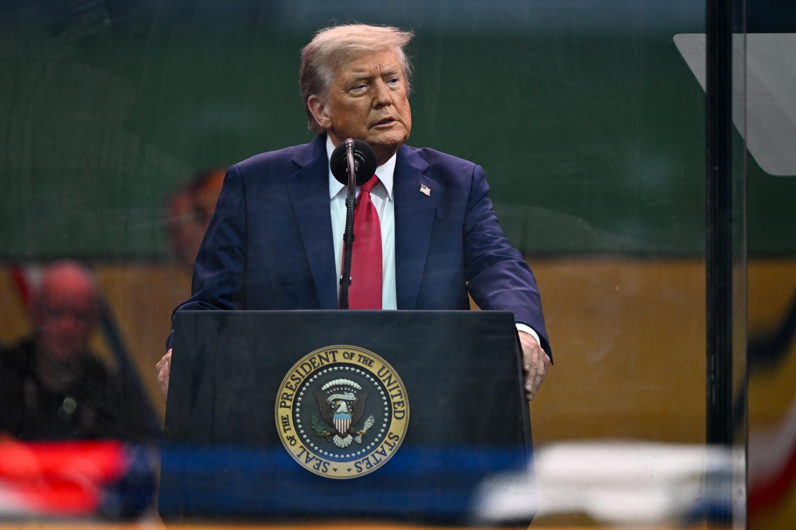 Ali Khamenei avertizează că „Iranul nu va ceda”. Cum ar putea interveni Statele Unite în conflictul din Orientul Mijlociu