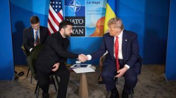 Zelenski spune că a avut o „discuție productivă cu Trump în cadrul Summit-ului NATO”. BILD: „Zelenski a fost doar un spectator”