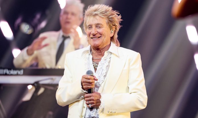 Sir Rod Stewart spune că este devastat că a trebuit să anuleze o serie de concerte din SUA: „Îmi pare atât de rău, prietenii mei”