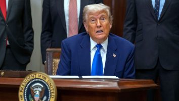 Casa Albă afirmă că Donald Trump nu a fost informat în prealabil despre atacul ucrainenilor asupra bombardierelor rusești