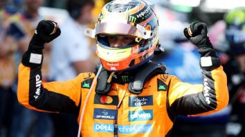 Oscar Piastri câștigă Marele Premiu al Spaniei. Max Verstappen a terminat pe locul 10, după ce a fost penalizat