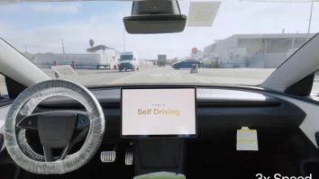 Tesla a realizat, în premieră, livrarea complet autonomă a unui vehicul, de la fabrică la client