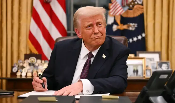 Trump raportează venituri de peste 600 de milioane de dolari din criptomonede, cluburi de golf şi alte afaceri