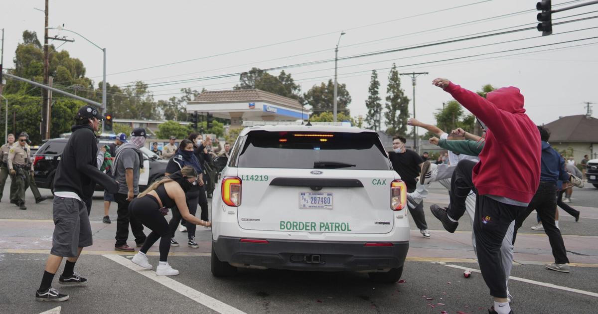 California îl dă în judecată pe Trump pentru desfășurarea Armatei. Protestele s-au extins în Florida, Boston, Texas, Massachusetts și Tampa