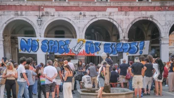 Nunta dintre Jeff Bezos și Lauren Sánchez, programată inițial pentru 24-26 iunie la Veneția, a fost amânată cu câteva zile