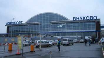 Rusia acuză Ucraina că a atacat Moscova. Aeroporturile Vnukovo și Domodedovo sunt închise temporar