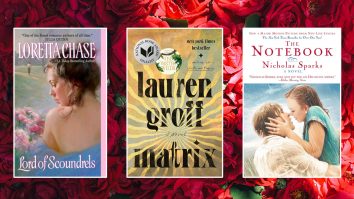 Scriitoarele își transformă romanele de dragoste în povești despre pasiunea din dormitor. Romanele romantasy au ajuns bestsellere