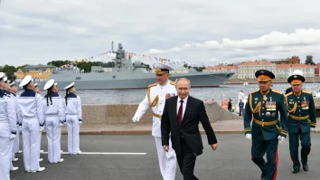 Ucraina lansează un atac record cu drone asupra Leningradului chiar când Putin ajunge la Sankt Petersburg de Ziua Marinei Ruse