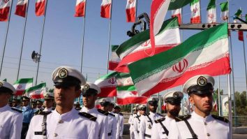 Iranul vrea să își crească bugetul pentru apărare cu 200%. Generalul Reza Ashtiani: „Putem ține un război de 10 ani”