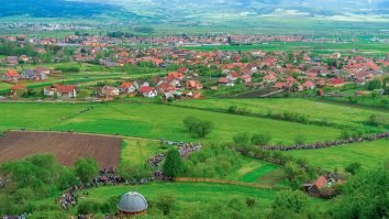 Ce destinații alegi în România ca să scapi de caniculă? Miercurea Ciuc este cel mai răcoros oraș din țară