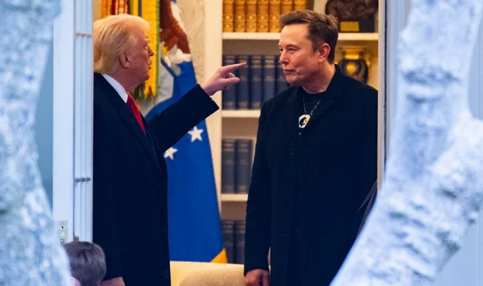 Musk atacă modul în care Trump gestionează scandalul fișierelor Epstein: „Vechea tactică: Nu recunoaște nimic, neagă tot”