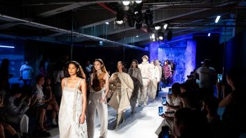 Ce vezi la Feeric Fashion Week? Defilările au avut loc în spații neconvenționale: hale industriale, păduri și muzee