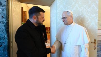 Pacea vine de la Vatican. Papa Leon al XIV-lea l-a primit pe Zelenski și a oferit Vaticanul ca loc de negocieri cu Rusia