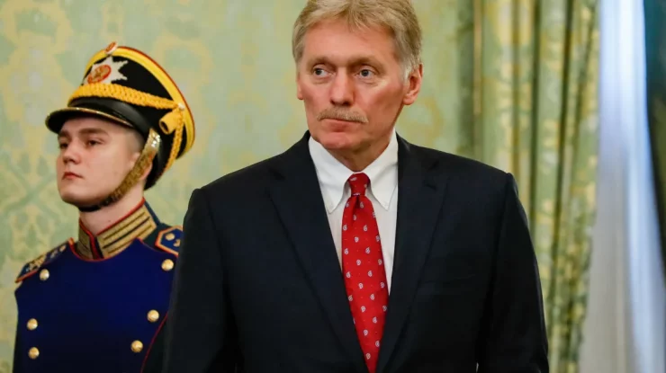 Cum explică Kremlinul cenzura presei din Rusia? Peskov: „Războiul se poartă în spațiul informațional”
