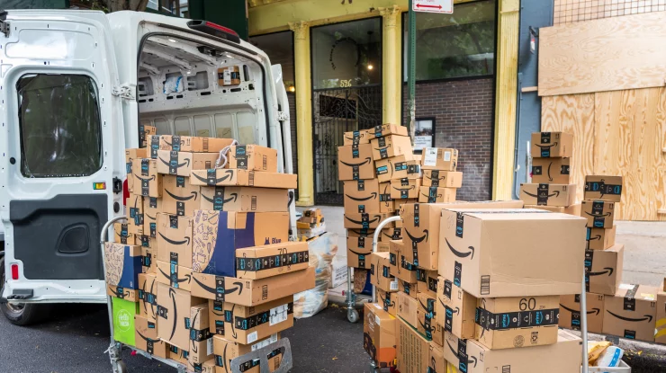 Dronele rămân la sol. Amazon pune pauză tehnologiei Prime Air în Italia