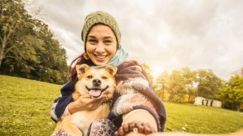 STUDIU. Câinii preiau emoțiile negative ale oamenilor mult mai ușor