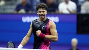 Ben Shelton se califică în sferturile de finală ale turneului ATP 500 de la Washington. Sportivul îl va întâlni pe Taylor Fritz