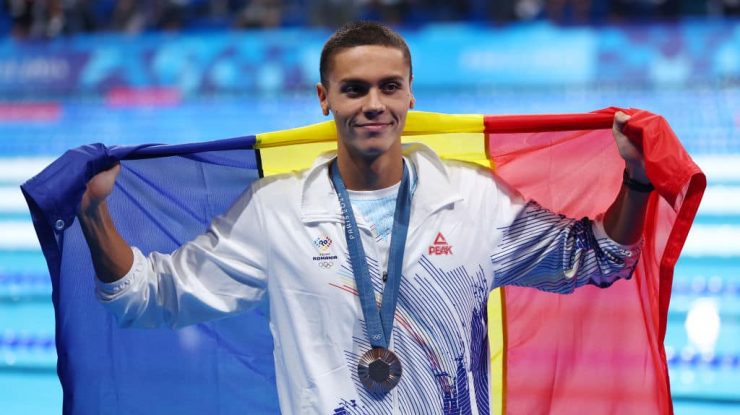 David Popovici câștigă Medalia de Aur la 100m liber la Campionatele Mondiale de la Singapore