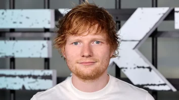 Ed Sheeran își aduce picturile în Londra. Unde poți vedea expoziția „Cosmic Carpark Paintings”