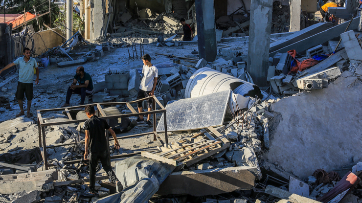 Israelul a atacat o mulțime care aștepta suplimente nutritive în Gaza. Incidentul a dus la moartea a cel puțin 15 palestinieni, inclusiv copii