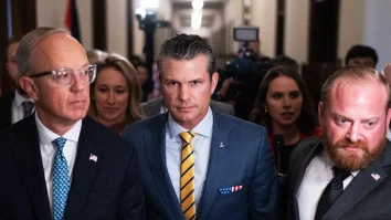 SUA vor să domine războiul dronelor până în 2027. Pete Hegseth: „Prin această decizie, mă voi asigura că America va conduce acest sector”