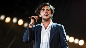 Jack Savoretti revine la București. Artistul va concerta în această seară la Sala Palatului
