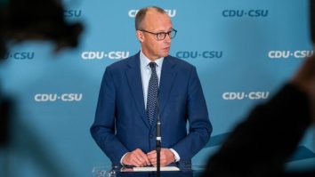 Cancelarul Friedrich Merz consideră că acordul UE-SUA va dăuna economiei Germaniei. Cum au reacționat liderii Europei