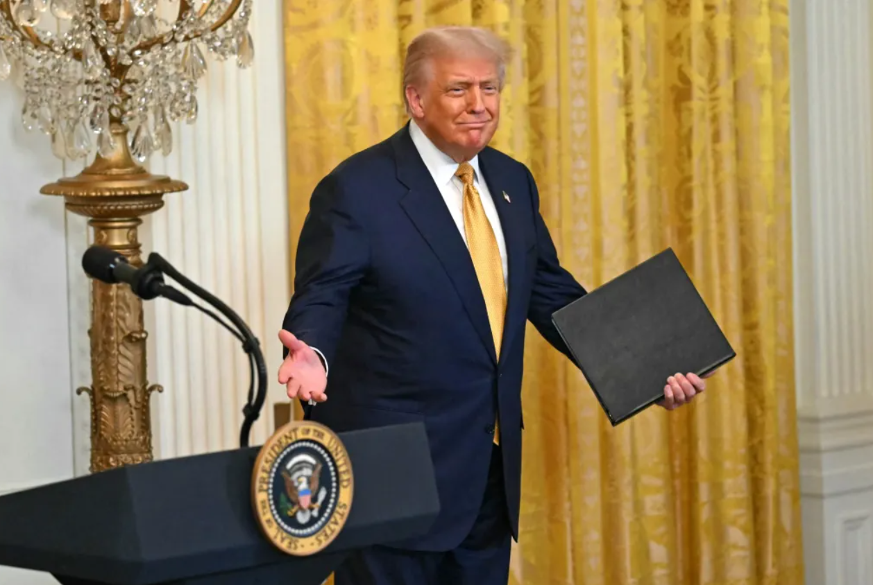 Trump a încheiat un acord comercial imens cu Japonia. Statele Unite vor reduce tarifele auto și obțin o investiție de 550 miliarde de dolari