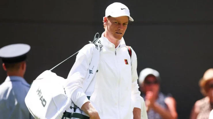 Jannik Sinner l-a învins pe Djokovic şi va juca prima lui finală la Wimbledon împotriva lui Carlos Alcaraz