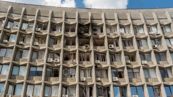 LIVE UPDATE. Război în Ucraina, ziua 1.250. Un atac cu drone rusești a avariat clădirea Administrației Militare Regionale din Sumy