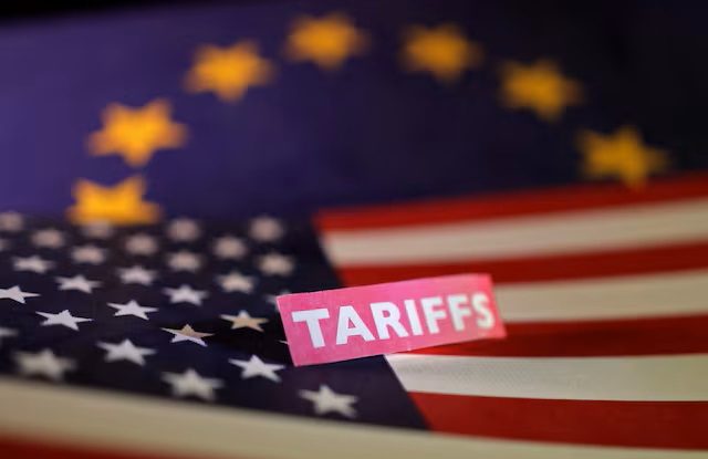 Uniunea Europeană și Statele Unite sunt pe cale să finalizeze un acord comercial care prevede tarife de 15% asupra importurilor europene, raportează Financial Times