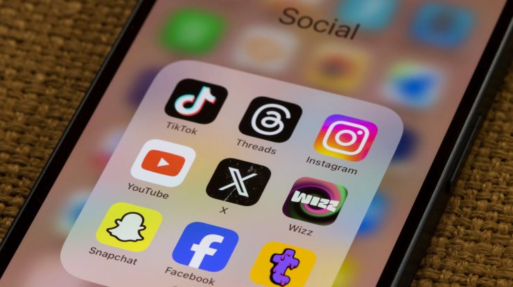 TikTok are o nouă funcție în parteneriat cu YouTube. De acum, poți salva melodiile din clipuri direct în YouTube Music