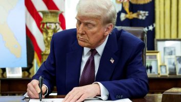 Donald Trump a amenințat că va impune Japoniei tarife de 30-35% la importuri dacă nu se ajunge la un acord comercial până la termenul limită