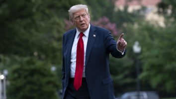 Donald Trump vrea să redenumească Inteligența Artificială. Propune ca A.I. să fie numit GENIU, asta pentru că nu-i place cuvântul „artificial”