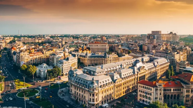 Scapi de caniculă în aproape toată țara. În București maxima urcă la 28 grade Celsius