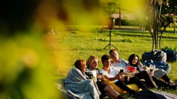 Te așteaptă un weekend cu soare și fără caniculă. Când revin ploile în țară