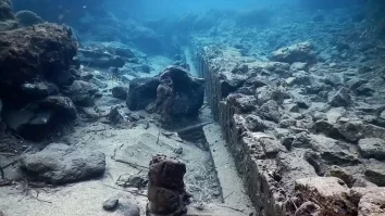 Ești pasionat de istorie și de scuba diving? Explorează Aenaria, o cetate romană scufundată