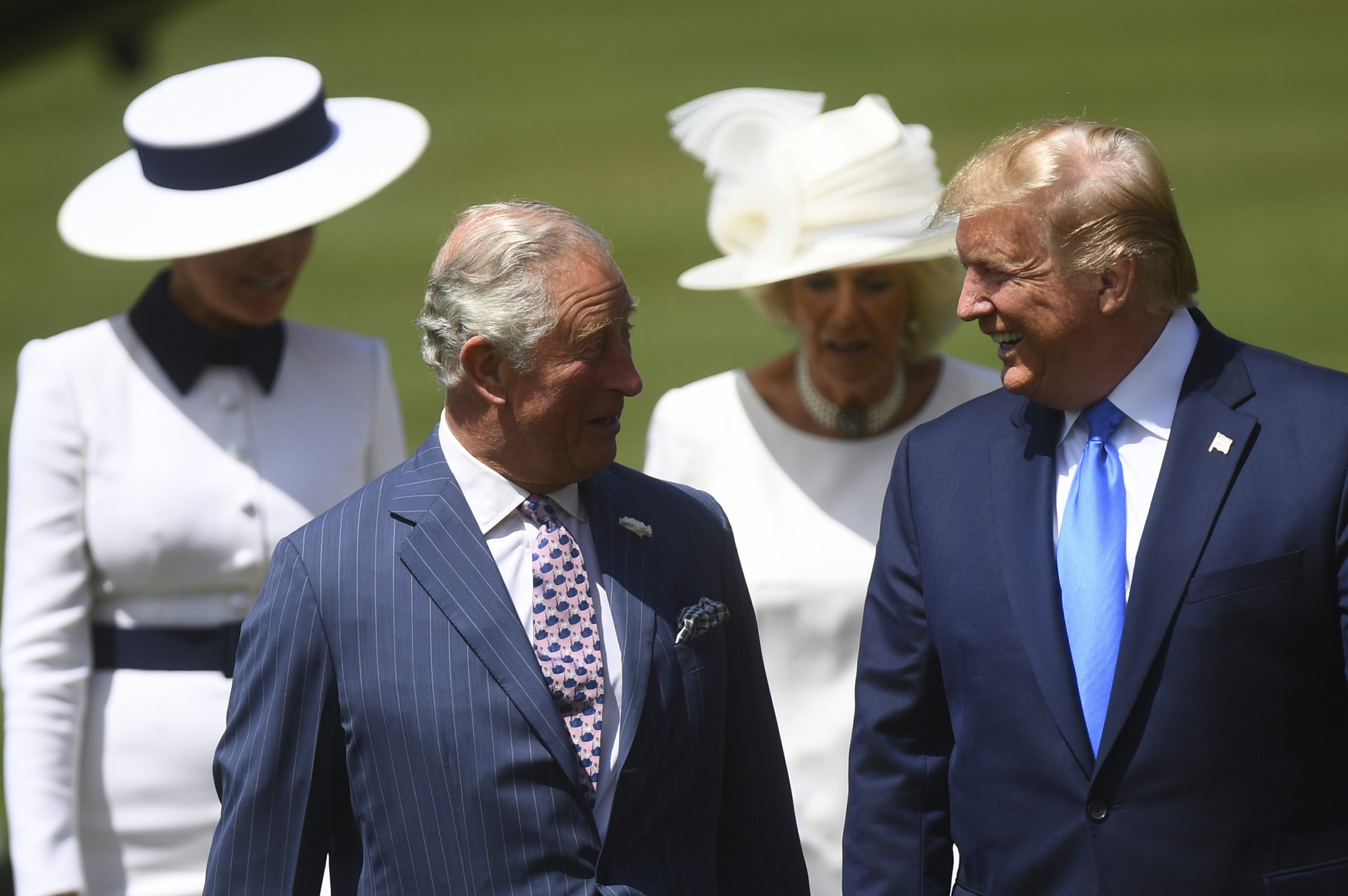 Românii au cea mai mare încredere în Donald Trump și Regele Charles. Cine se află pe ultimele locuri în clasament