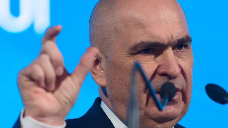 Premierul Austerus curăță bugetul de scame