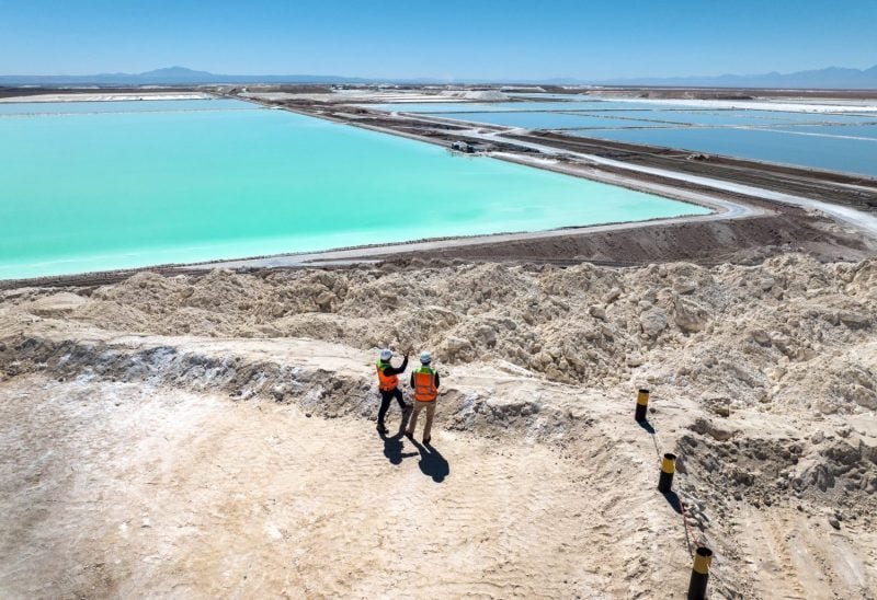 Energia verde are și efecte climatice negative. În Chile, litiul care alimentează mașinile electrice usucă Atacama