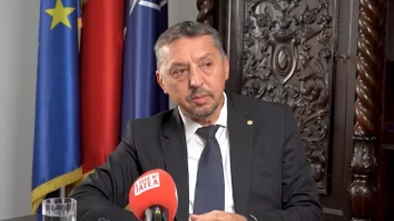 Daniel David e acuzat că a cenzurat și falsificat răspunsul IȘE pentru a proteja Legea-Bolojan