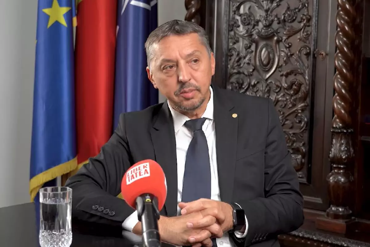 Daniel David e acuzat că a cenzurat și falsificat răspunsul IȘE pentru a proteja Legea-Bolojan