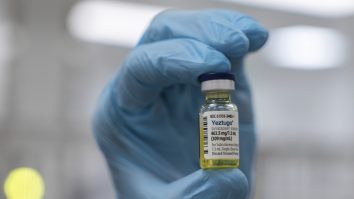 Agenția Europeană pentru Medicamente a aprobat un tratament revoluționar împotriva HIV