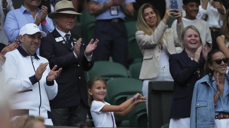 Fiica lui Djokovic a făcut spectacol la Wimbledon cu dansul victoriei pentru tatăl ei. Novak: „Ea este maestrul. Este o mică tradiție”